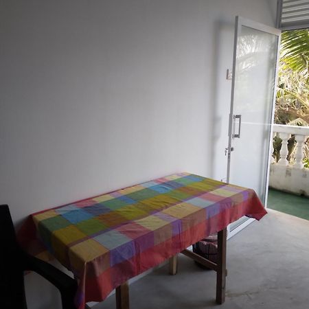 Sunray Rest - Beach View Homestay Mirissa Luaran gambar