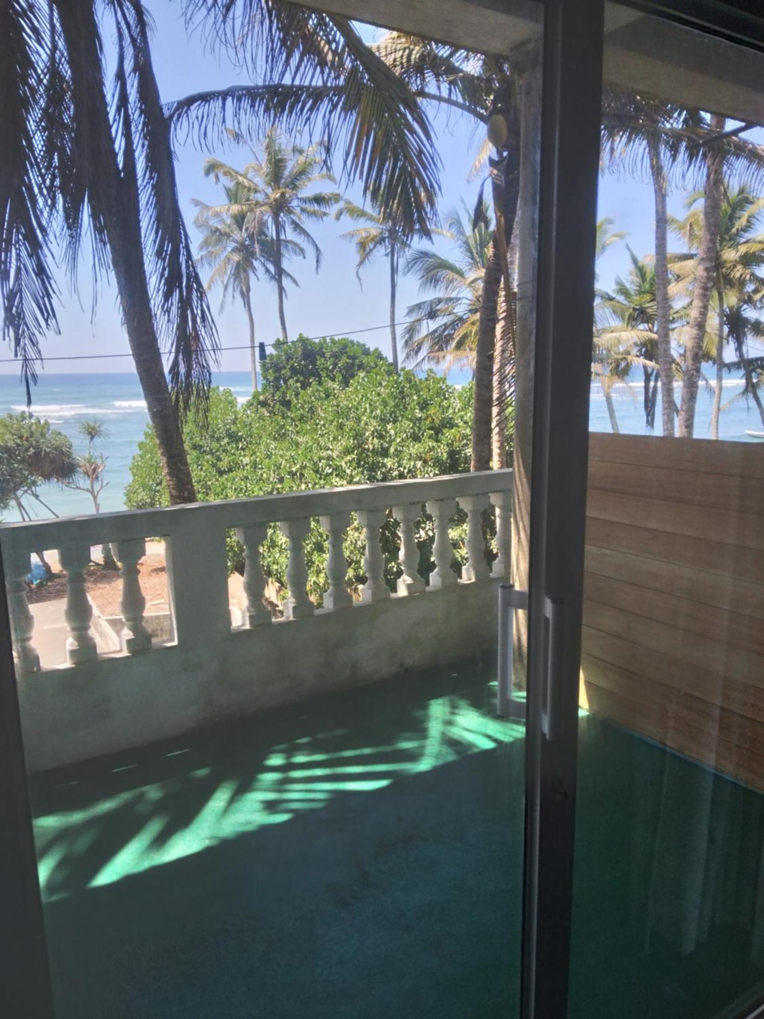Sunray Rest - Beach View Homestay Mirissa Luaran gambar