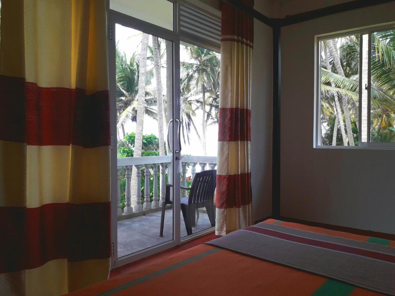 Sunray Rest - Beach View Homestay Mirissa Luaran gambar